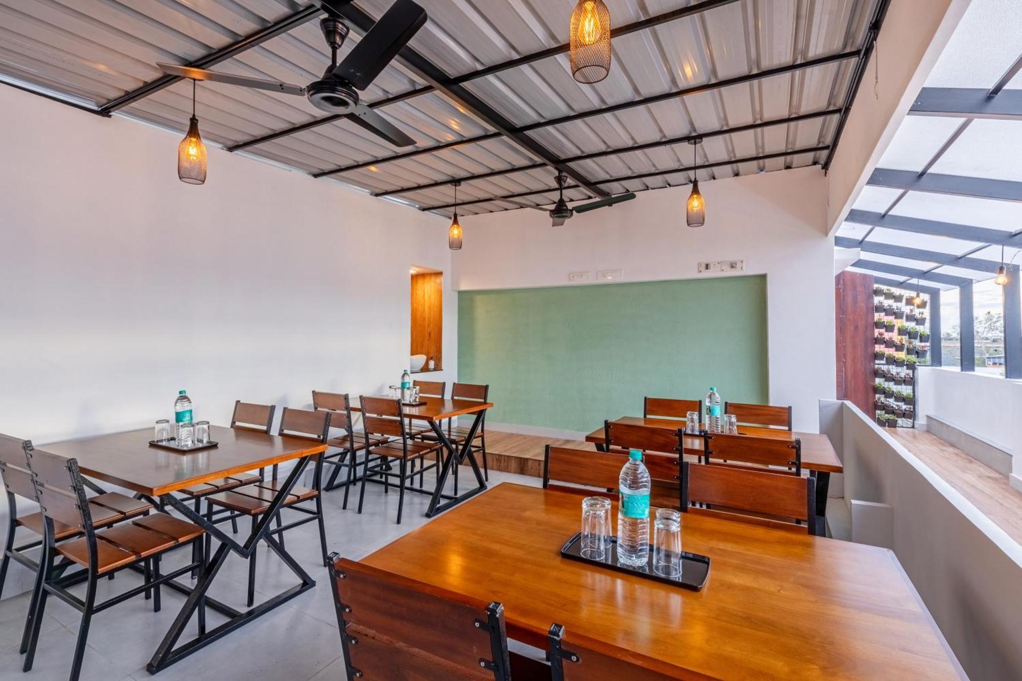 Treebo De Cloud 9 Regency Hotel Thiruvananthapuram ภายนอก รูปภาพ