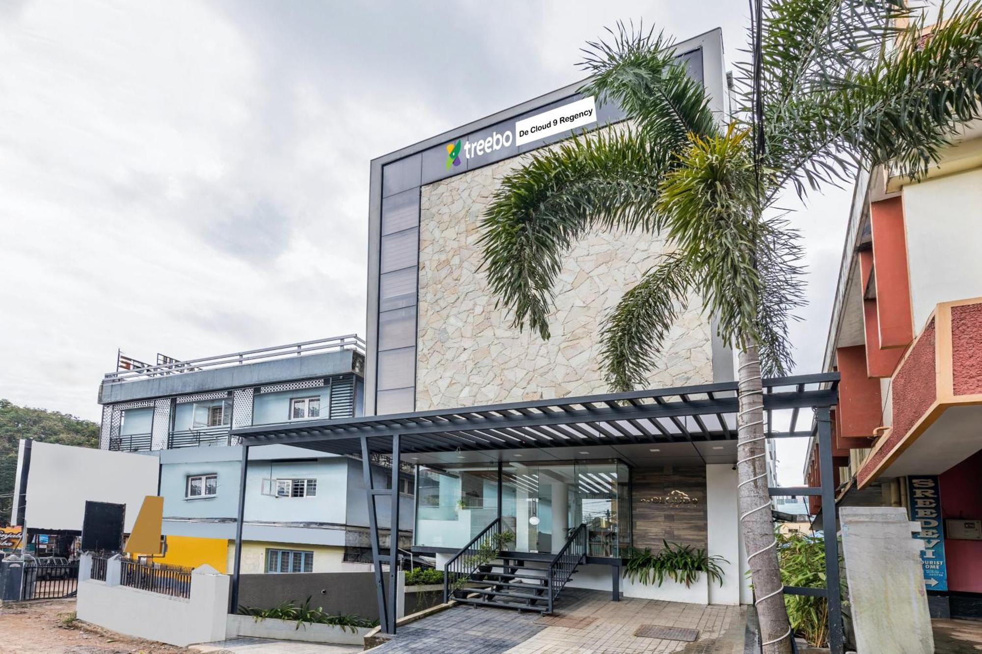 Treebo De Cloud 9 Regency Hotel Thiruvananthapuram ภายนอก รูปภาพ