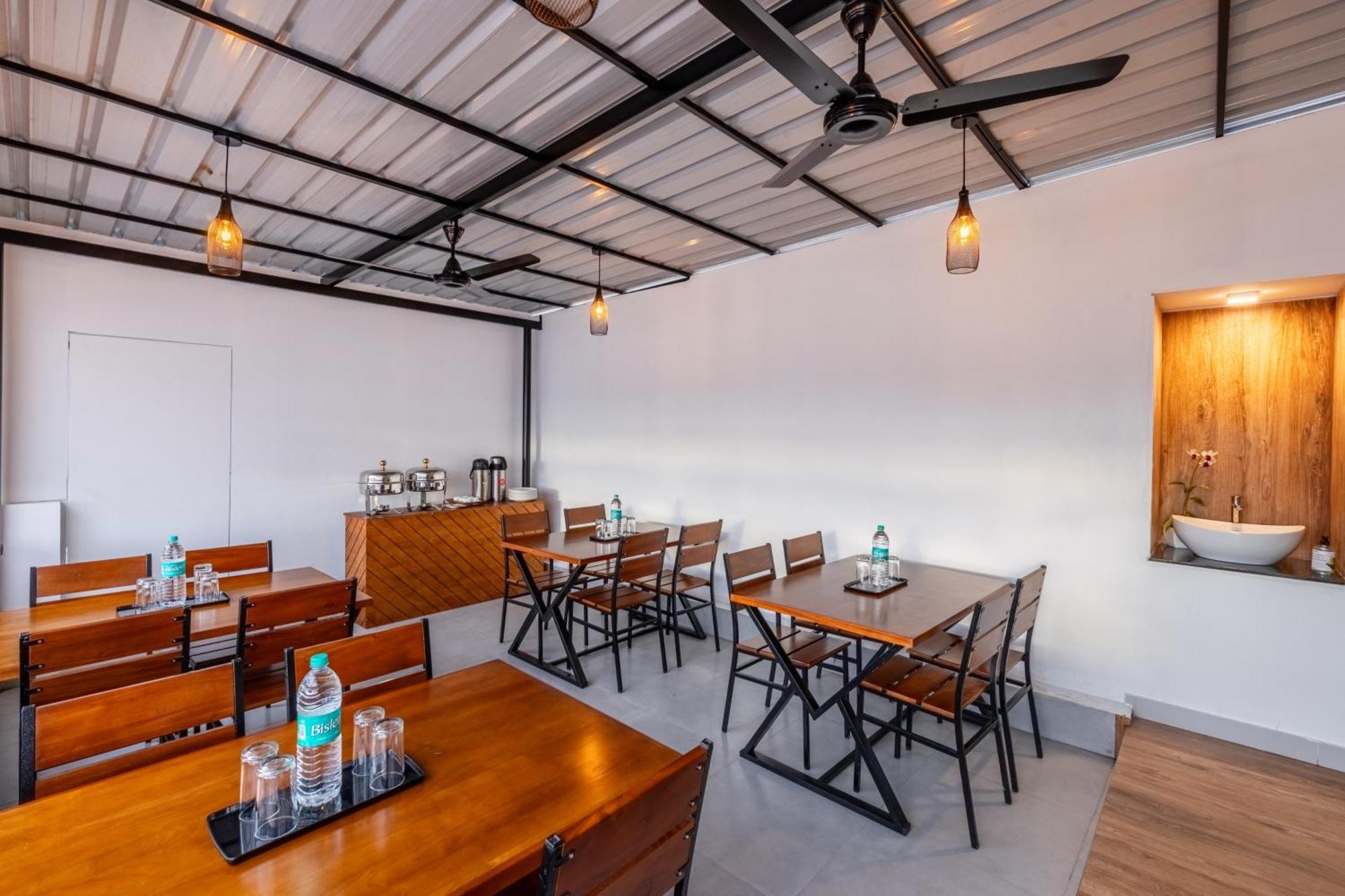 Treebo De Cloud 9 Regency Hotel Thiruvananthapuram ภายนอก รูปภาพ