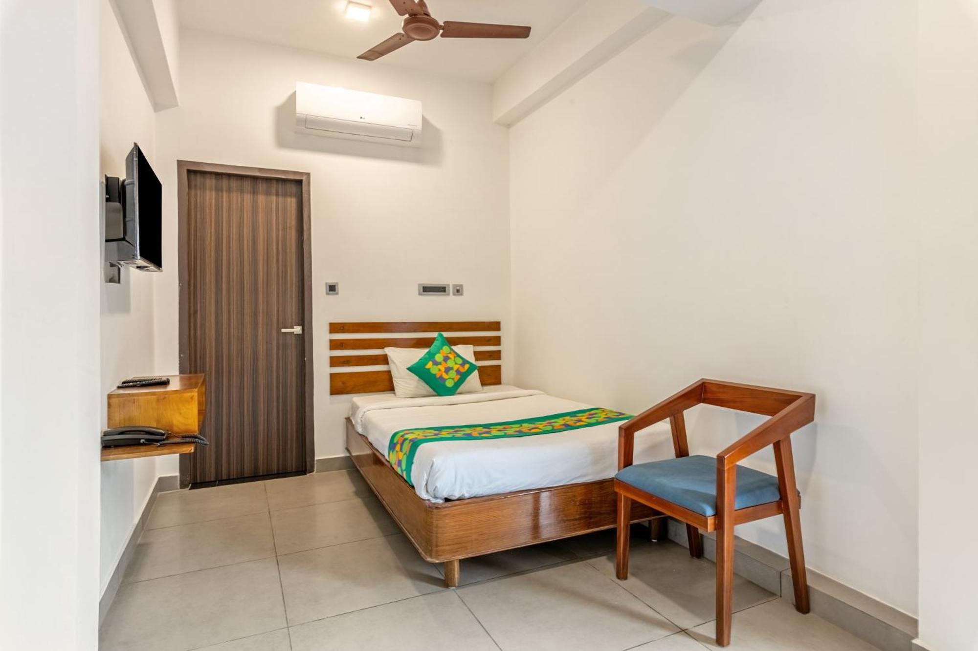 Treebo De Cloud 9 Regency Hotel Thiruvananthapuram ภายนอก รูปภาพ